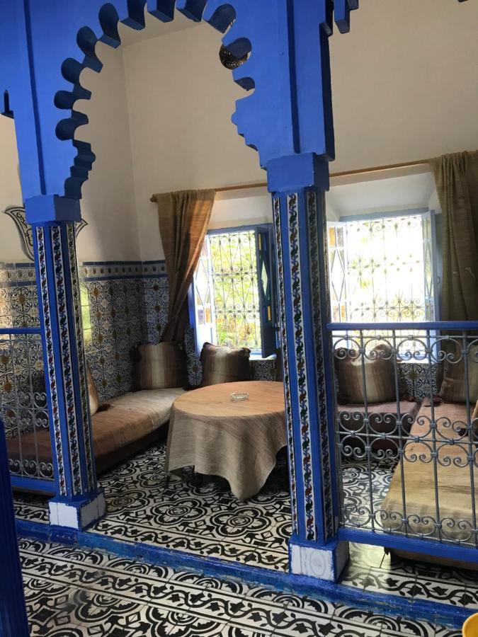 Hotel Ahrazem シェフシャウエン エクステリア 写真