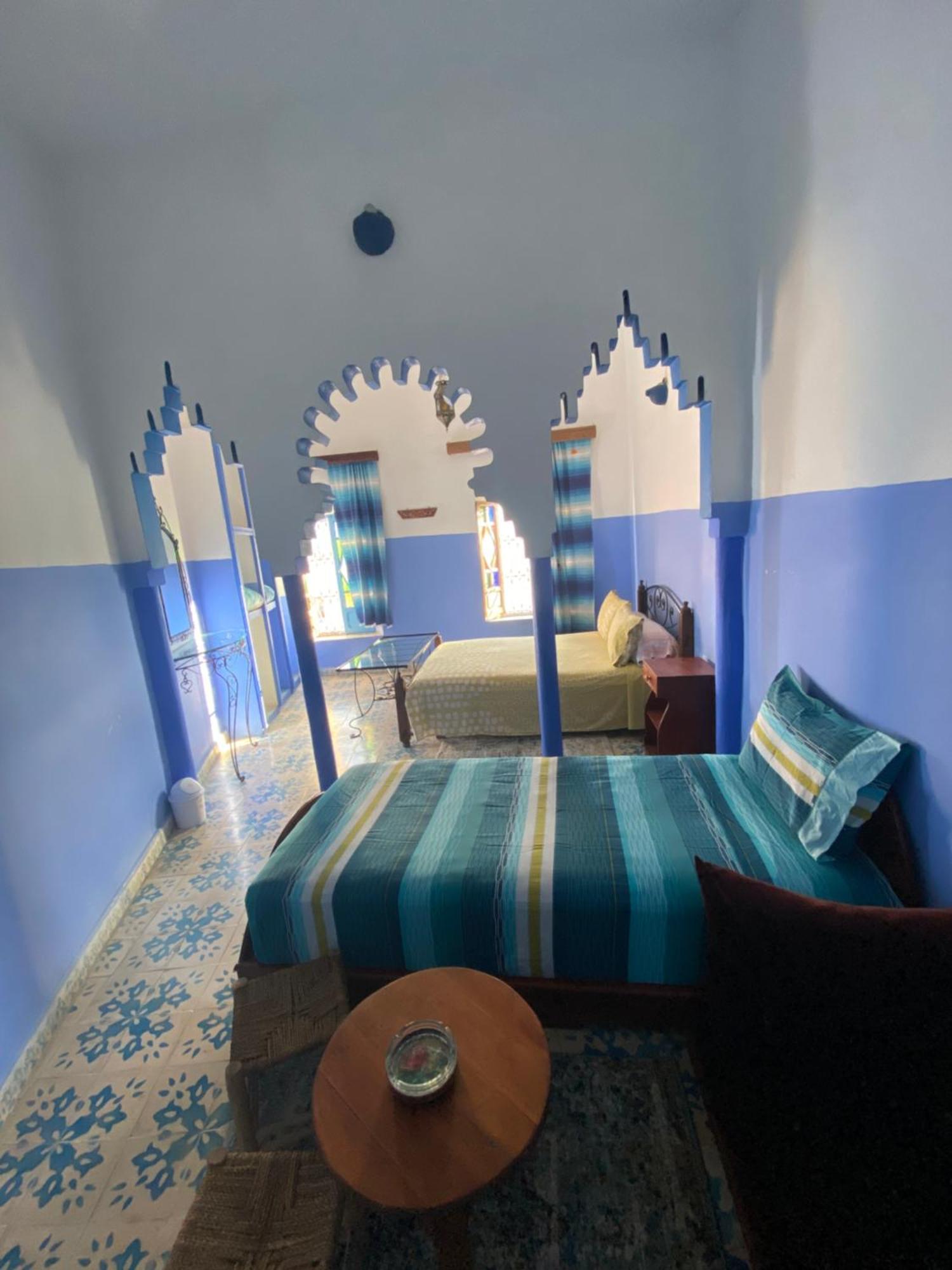Hotel Ahrazem シェフシャウエン エクステリア 写真