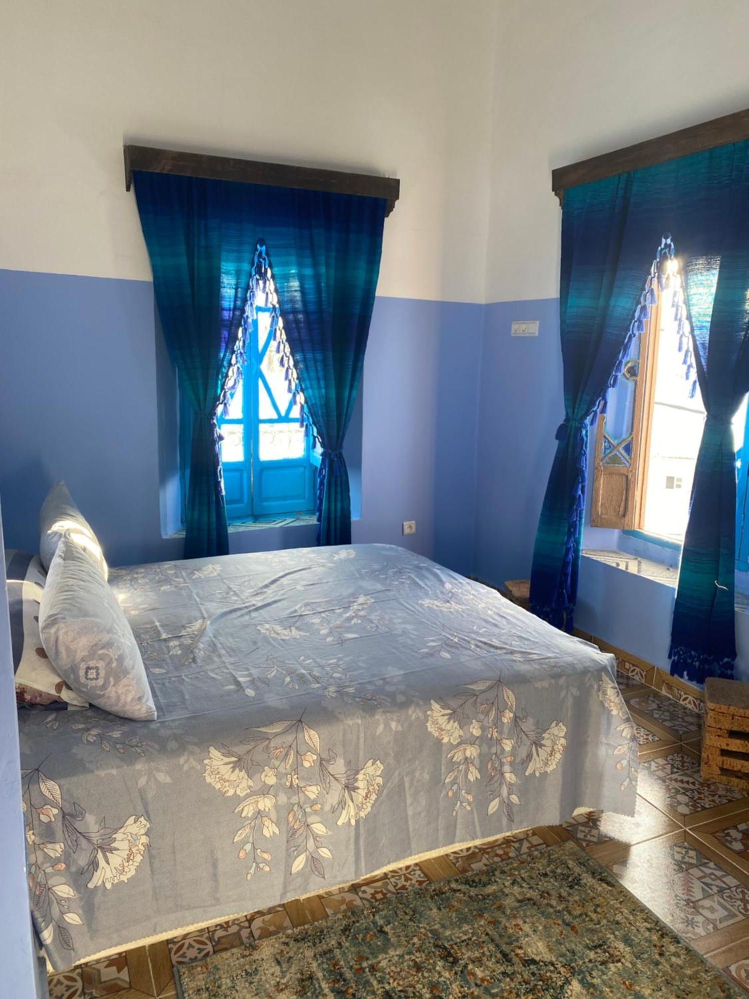 Hotel Ahrazem シェフシャウエン エクステリア 写真