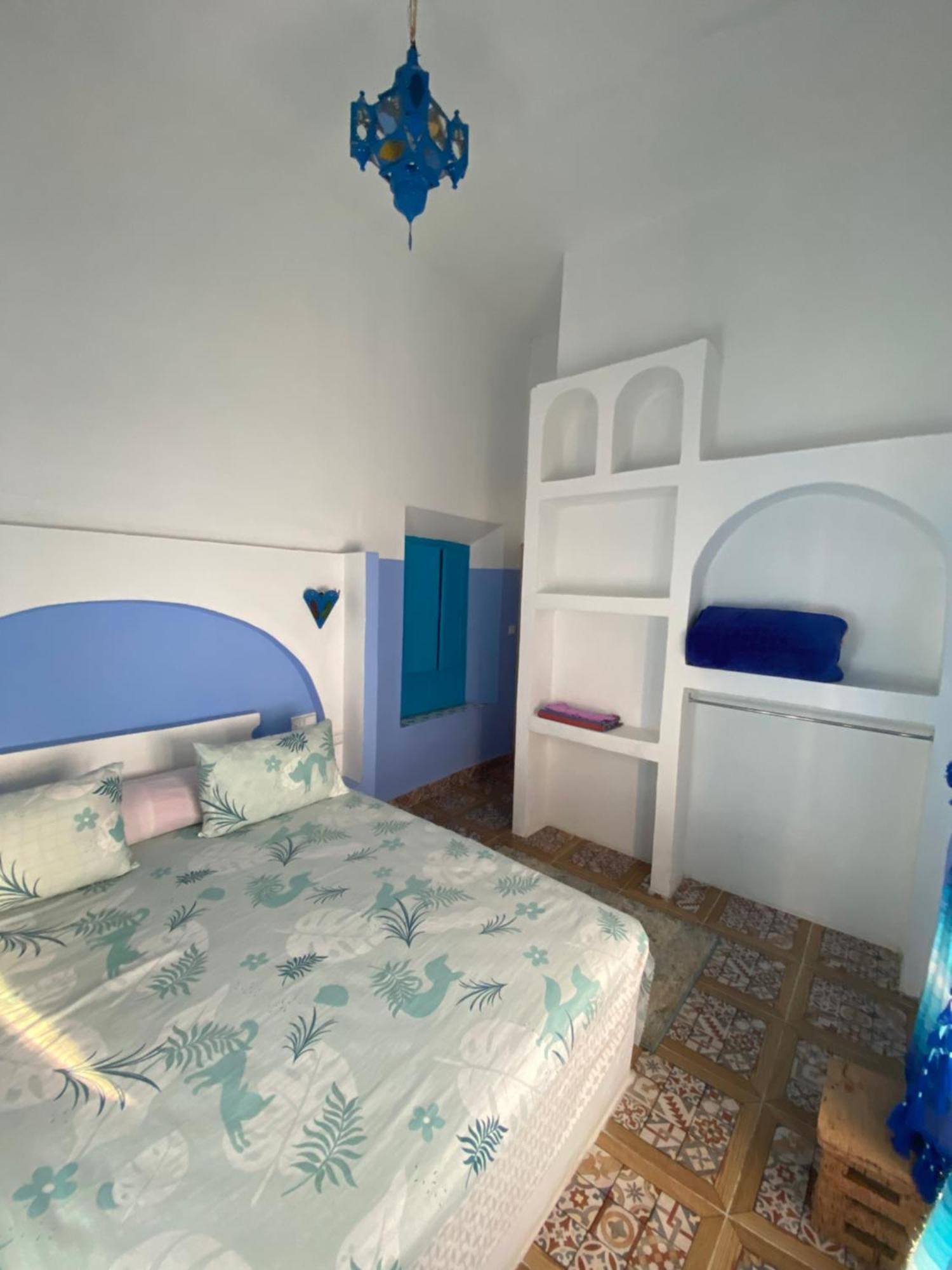 Hotel Ahrazem シェフシャウエン エクステリア 写真
