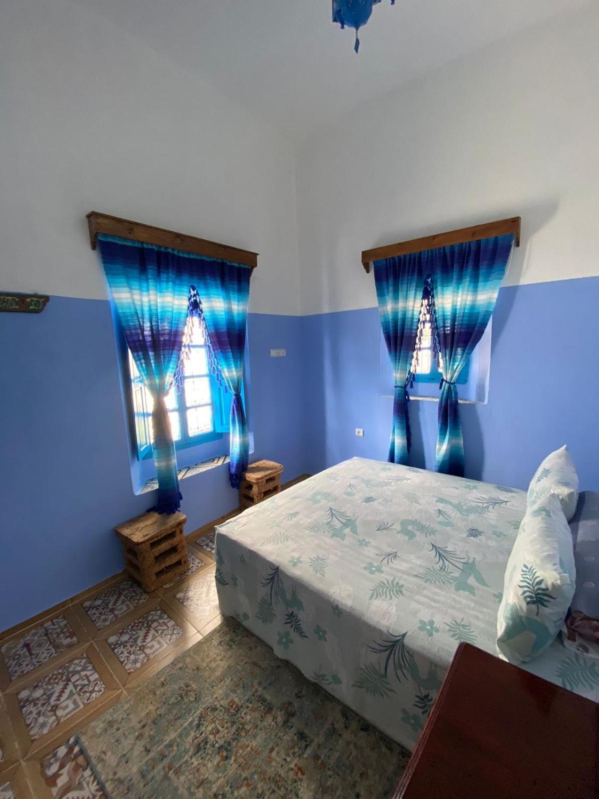 Hotel Ahrazem シェフシャウエン エクステリア 写真